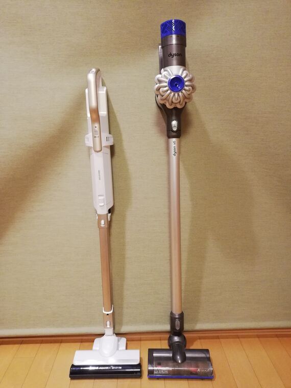 アイリスオーヤマ掃除機とダイソン掃除機