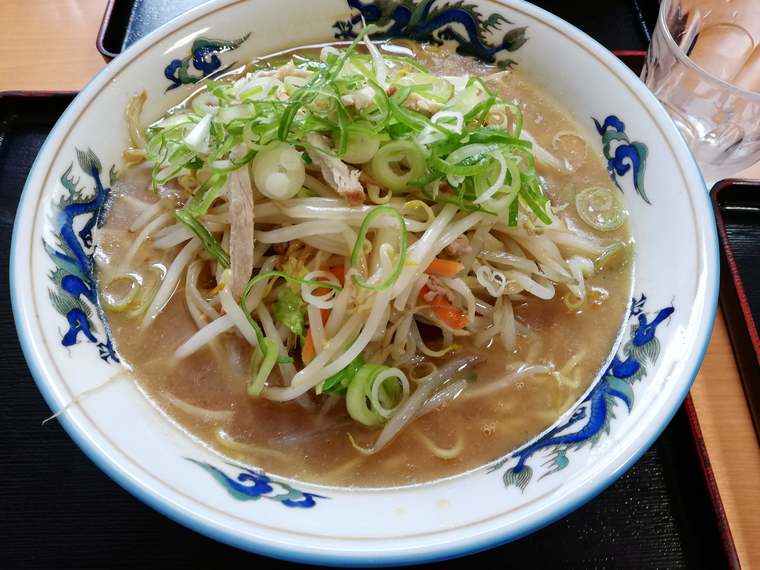 旭川市 天金4条店のしょうゆラーメン えぞゆるｔｒｉｐ